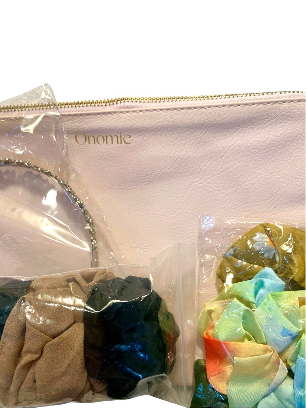 40+ piece hair accessory bundle with Pink Pouch Mixed Colors NWT & handmade - Picture 11 of 14
